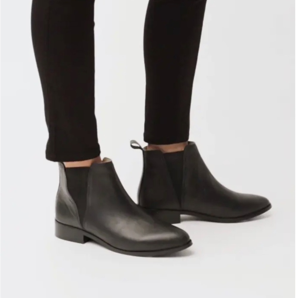 Nisolo Leather Chelsea Boots